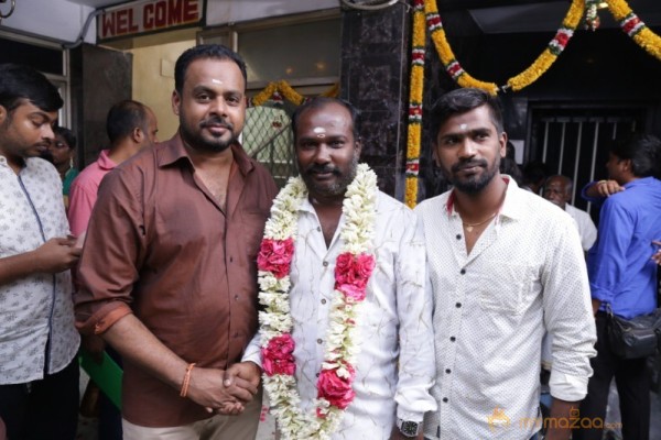 Ennaku Vaaitha Adimaigal Movie Pooja