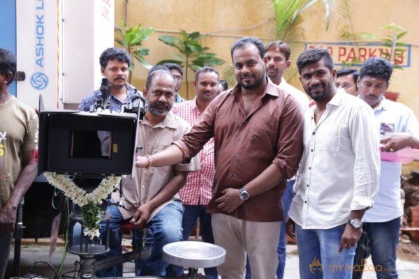 Ennaku Vaaitha Adimaigal Movie Pooja