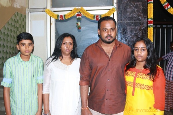 Ennaku Vaaitha Adimaigal Movie Pooja