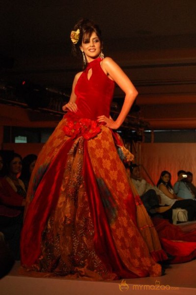 Genelia in Chennai Internation Fashion Week 