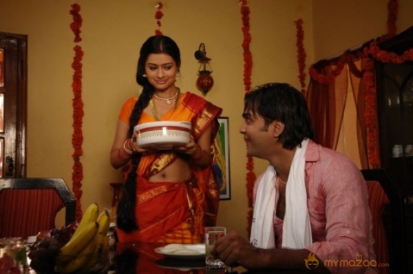 Iruvar Ullam Movie Latest Photos