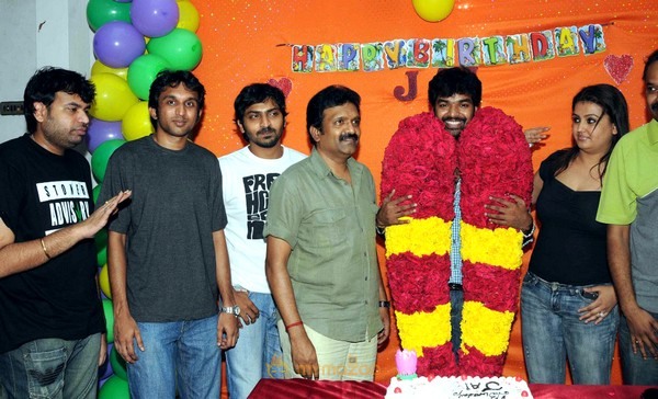 Actor Jai B’day Bash With His Friends