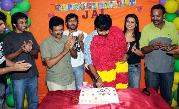 Actor Jai B’day Bash With His Friends