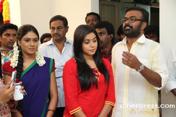 Jannal Ooram Movie Launch Gallery