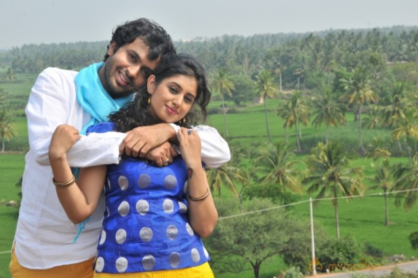 Kadhal Paithiyam Movie Stills