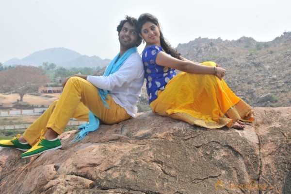 Kadhal Paithiyam Movie Stills