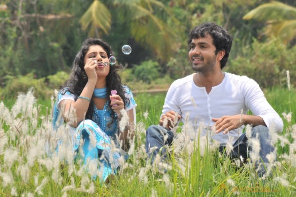 Kadhal Paithiyam Movie Stills