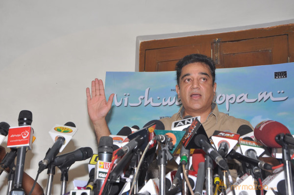 Kamal Hassan Press Meet on Viswaroopam Postponement 