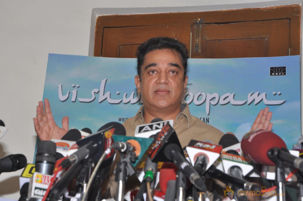 Kamal Hassan Press Meet on Viswaroopam Postponement 