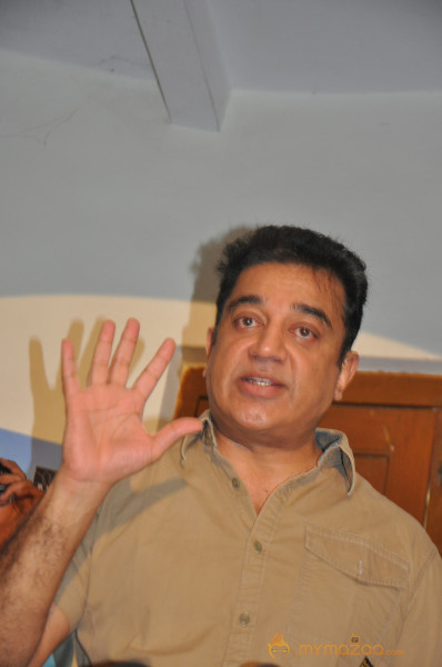 Kamal Hassan Press Meet on Viswaroopam Postponement 