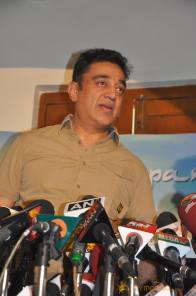 Kamal Hassan Press Meet on Viswaroopam Postponement 