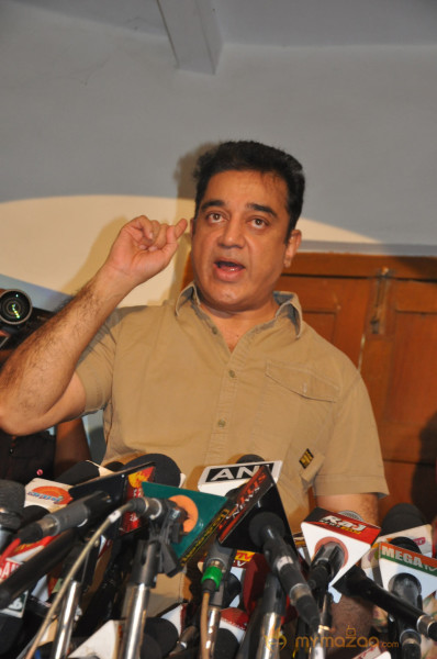 Kamal Hassan Press Meet on Viswaroopam Postponement 