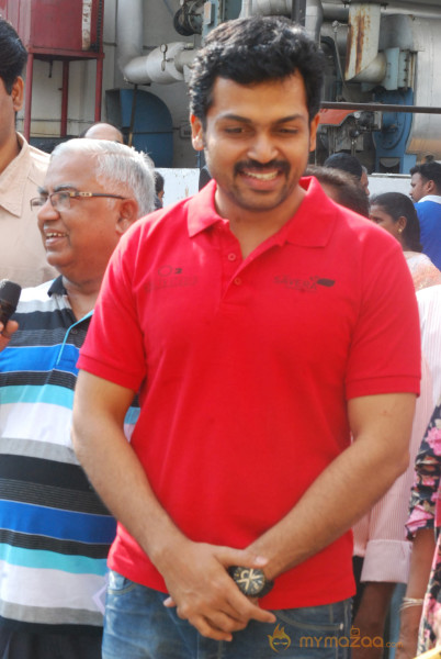 Karthi Flags Off O2 Car Rally For The Blind Event 