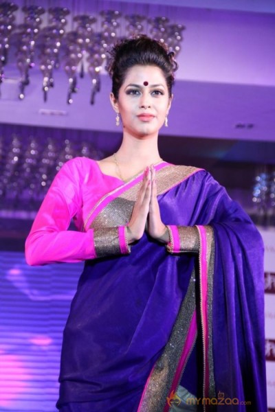 Kashh Traditional Fashion Show Photos