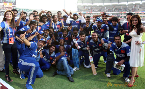  Kerala Strikers vs Karnataka Bulldozers Semi Final Gallery 