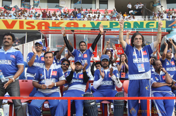  Kerala Strikers vs Karnataka Bulldozers Semi Final Gallery 