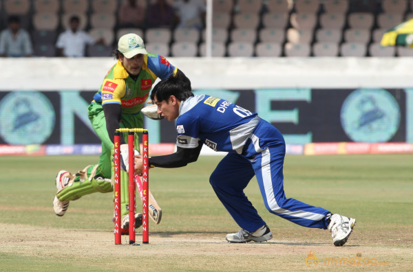  Kerala Strikers vs Karnataka Bulldozers Semi Final Gallery 