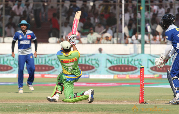  Kerala Strikers vs Karnataka Bulldozers Semi Final Gallery 