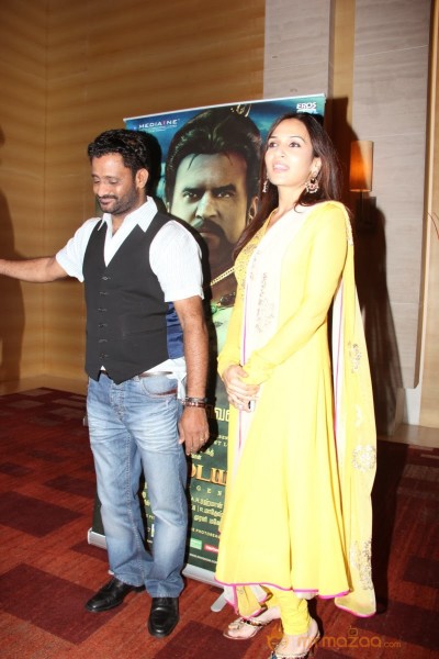 Kochadaiiyaan Press Meet Photos