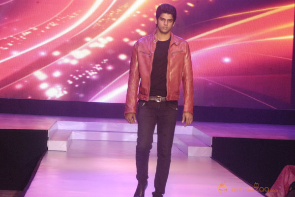 Leather Fashion Show 2013 