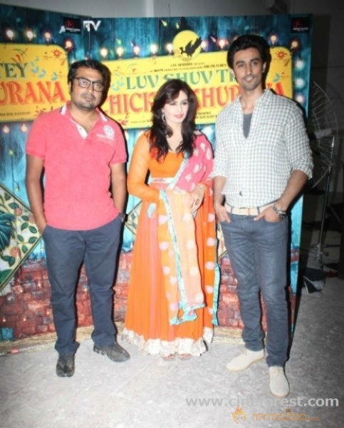 Luv Shuv Tey Chicken Khurana Movie Promotion Stills