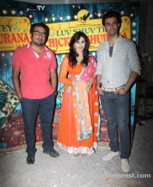 Luv Shuv Tey Chicken Khurana Movie Promotion Stills