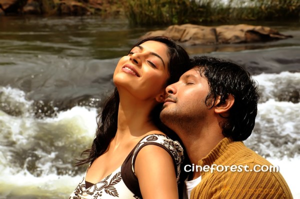 Maayai Tamil Movie Photo gallery