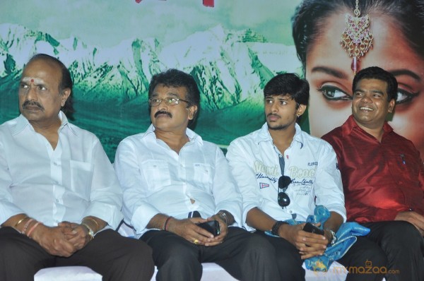 Madhavanum Malarvizhiyum Movie Audio Launch Photos 