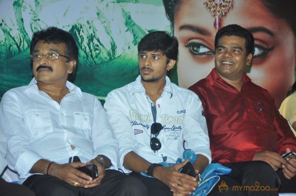 Madhavanum Malarvizhiyum Movie Audio Launch Photos 