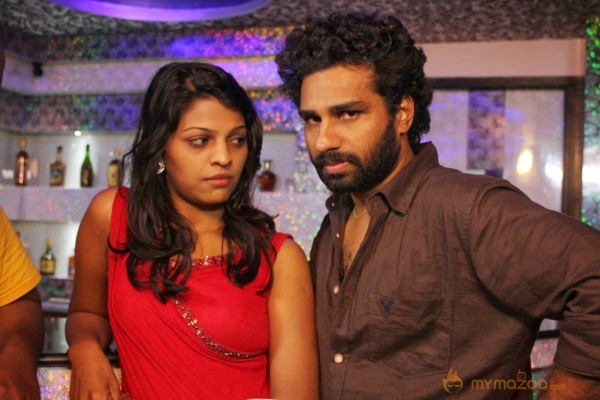 Madhu Maadhu Soodhu Movie Photos