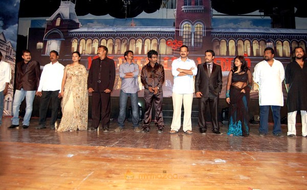 Madrasapattinam’ Audio Launch