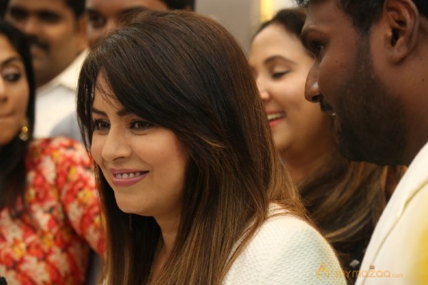 Mahima Chaudhry launches the new Advanced Beauty & Cosmetic Clinic at Kilpauk