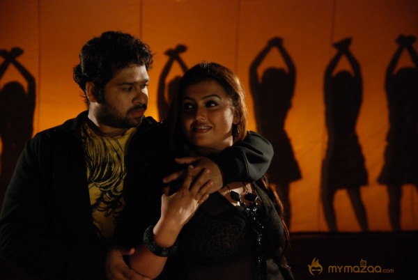 Moonavathu Kan Movie Hot Stills