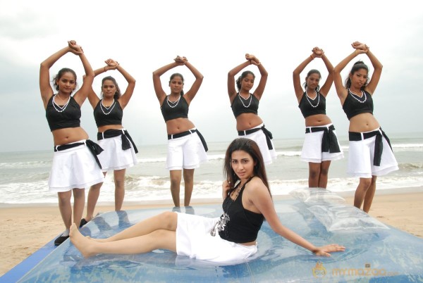 Moonavathu Kan Movie Hot Stills