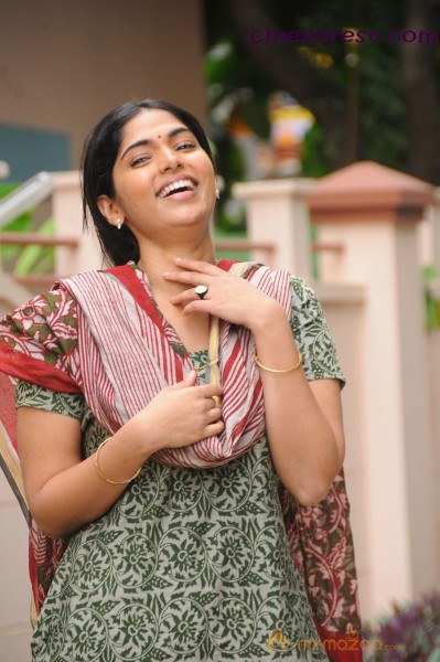 MOONDRU PER MOONDRU KAADHAL MOVIE GALLERY