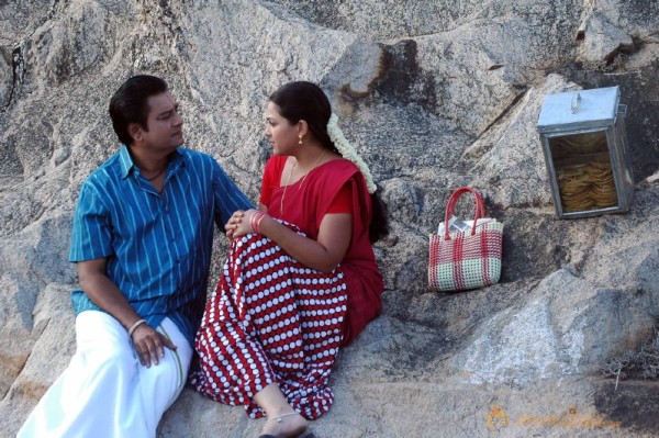 Naan Than Bala Movie New Stills