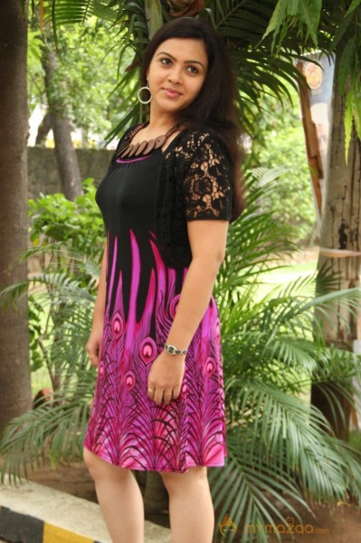 Naanthan Bala Heroin Swetha Latest Photos