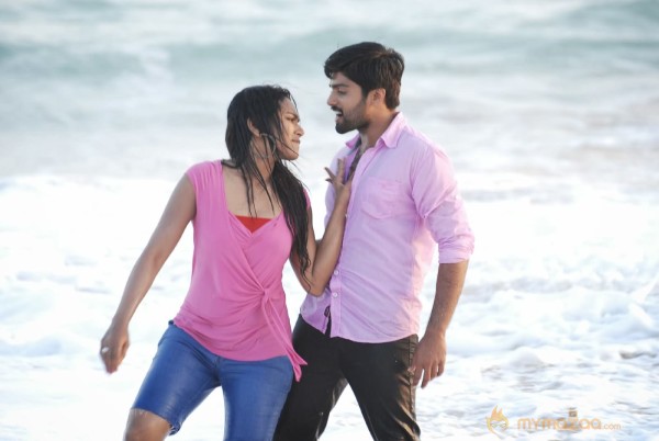 Nathikal Nanaivathillai Movie Latest Photos