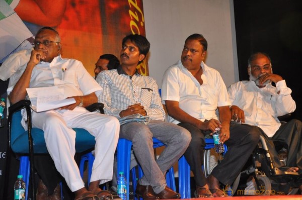 Nee En Uyire Movie Audio Launch Stills