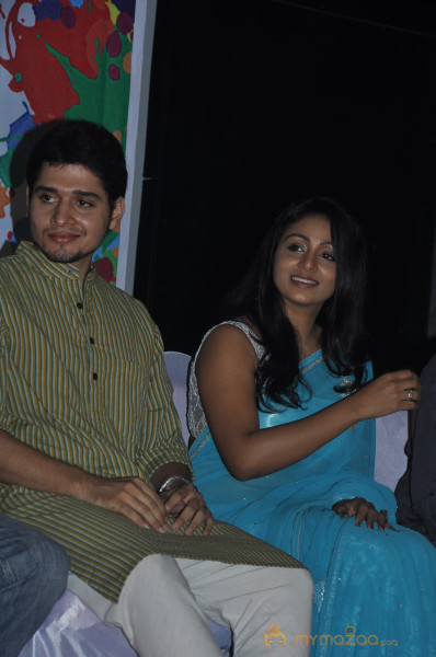 Panivizhum Nilavu Movie Audio Launch 