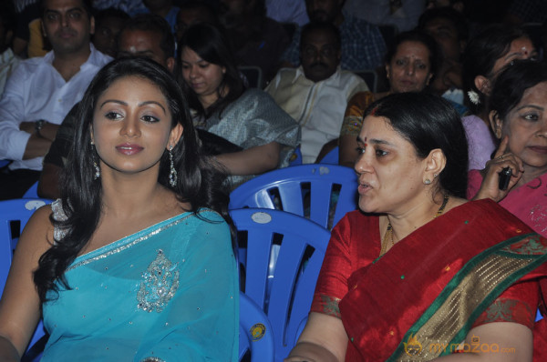 Panivizhum Nilavu Movie Audio Launch 