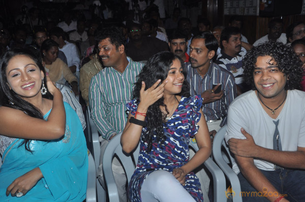 Panivizhum Nilavu Movie Audio Launch 