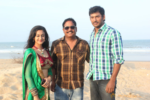 Pattathu Yaanai Movie Onlocation Stills  