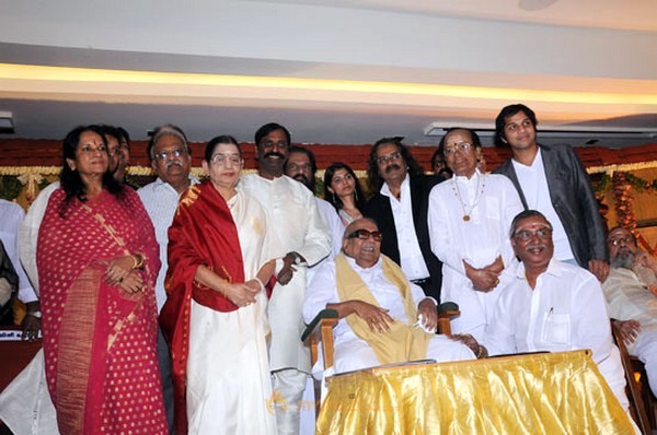 Rajini, Kamal at Kaviperarasu Vairamuthu Aayiram Songs launched stills