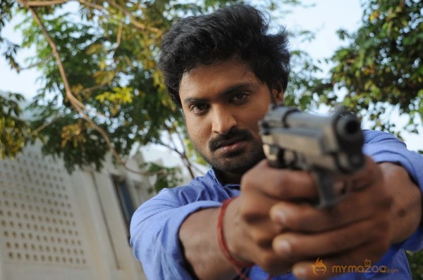 Romba Nallavanda Nee Movie Stills