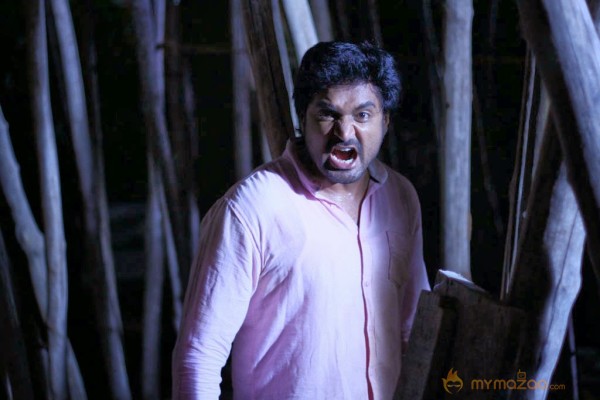 Romba Nallavanda Nee Movie Stills