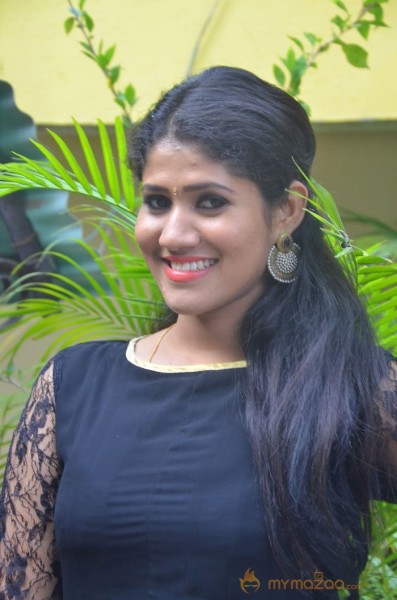 Shreyasri at Vaanga Vaanga Music Launch Images