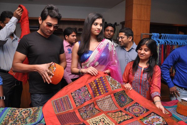 Shrujan Hand Embroidred Exhibition Launch Photos