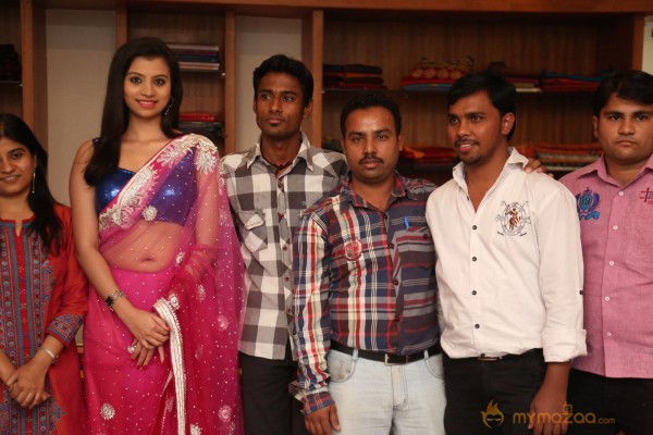 Shrujan Hand Embroidred Exhibition Launch Photos