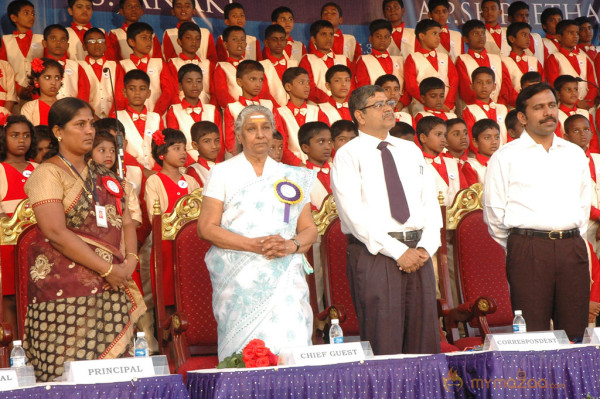 Singer S Janaki At Velammal Matric School Event 